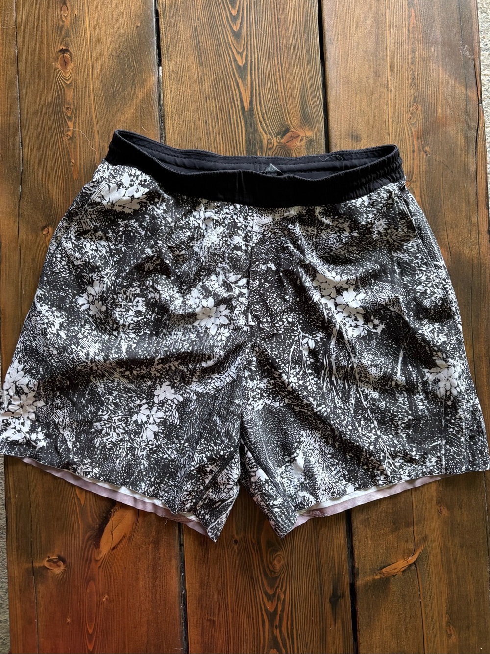 Lululemon men’s shorts